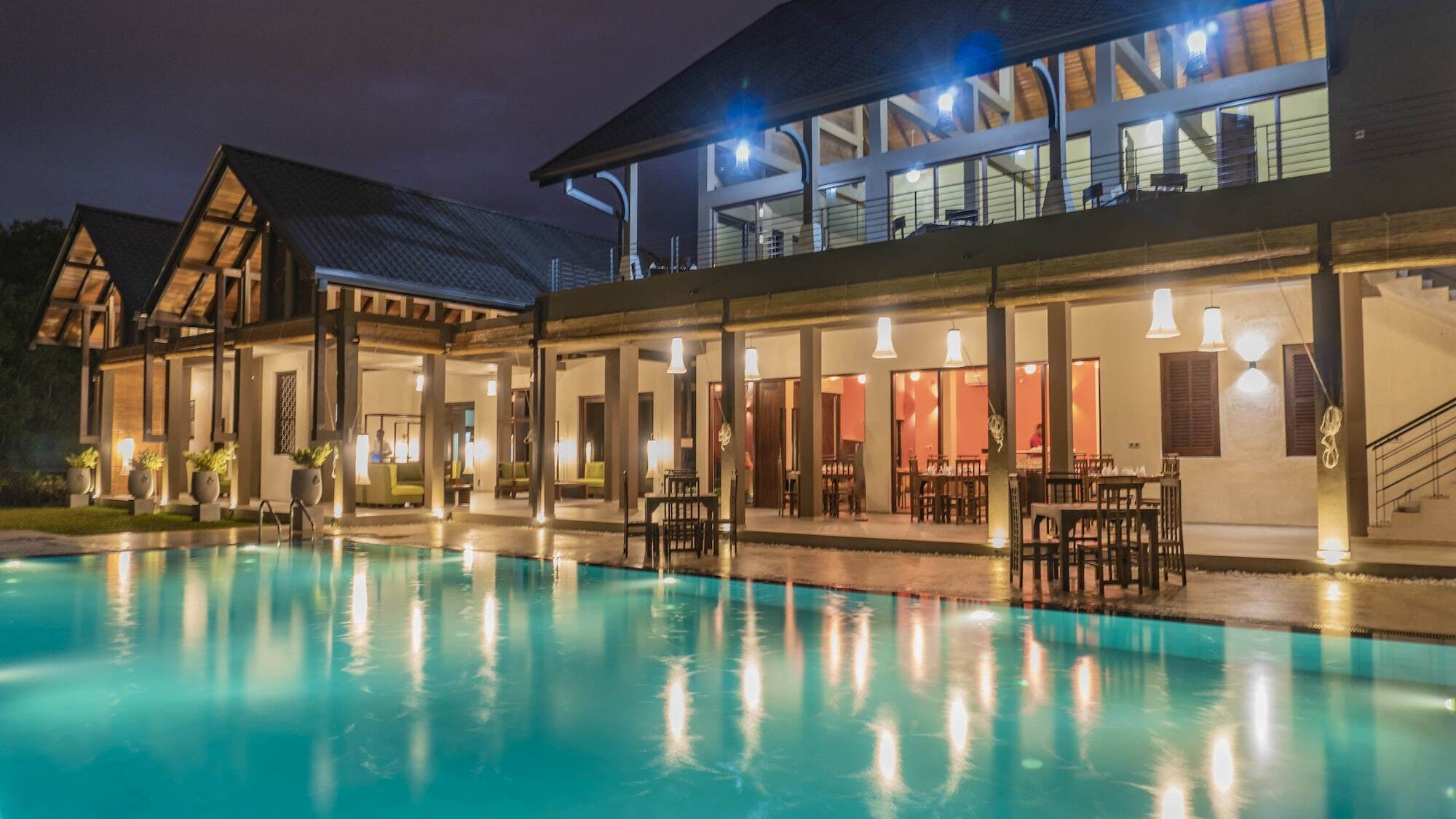 Amora Lagoon Hotel Katunayaka Zewnętrze zdjęcie